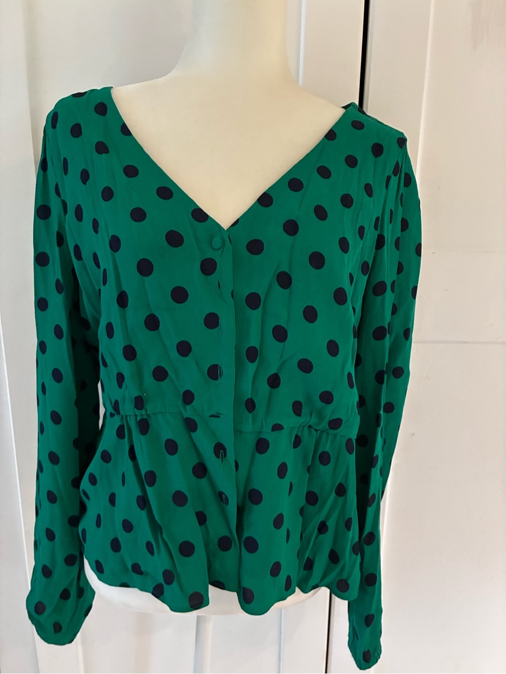 JCrew Green Polka Dot V-Neck Long Sleeve Blouse
